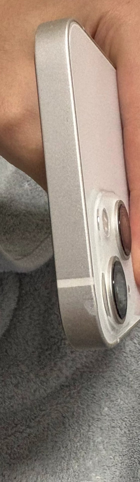 iPhone13国行128g 无拆无修轻微痕迹带外盒手机壳充电器 电池70多还是80多忘了 iPhone13国行128g 无拆无修轻微痕迹带外盒手机壳充电器 电池70多还是80多忘了